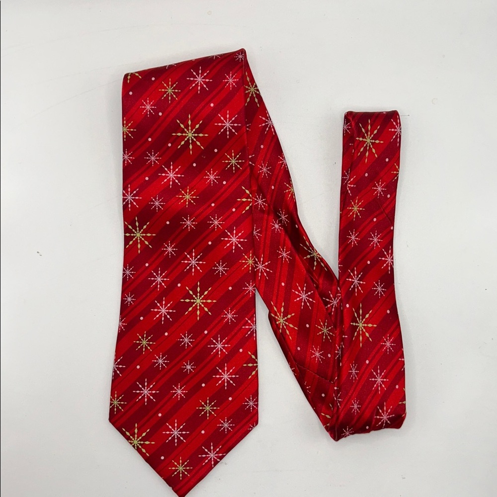 Snow Flake Plaid Red Christmas Men's Neck Tie